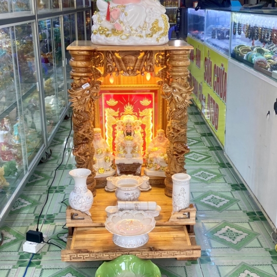 Ban thờ thần tài thổ địa mệnh Kim 