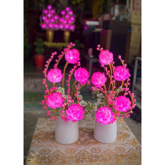 Đèn thờ hoa sen 