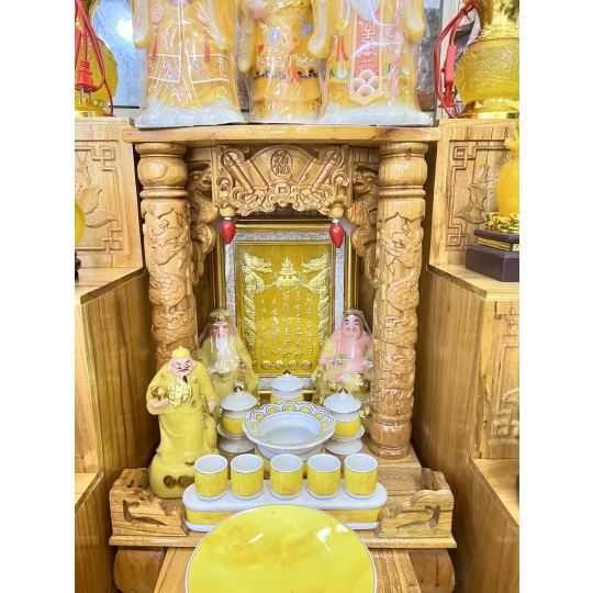 Ban thần tài đủ lộc