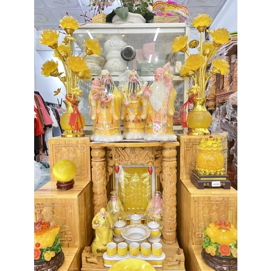 Ban thần tài đủ lộc