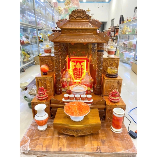 Ban thần tài thổ địa đủ lộc cho gia chủ