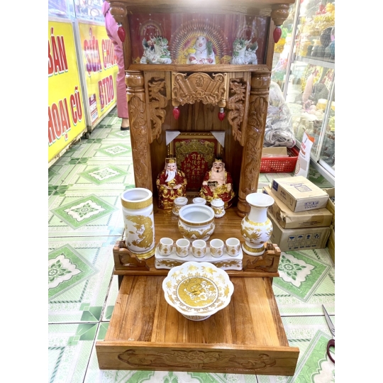Ban thờ thần tài thổ địa mệnh Hoả