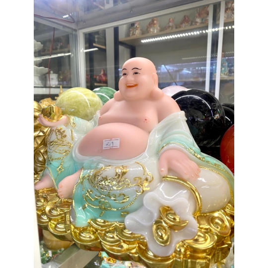 Di Lạc đá mây 
