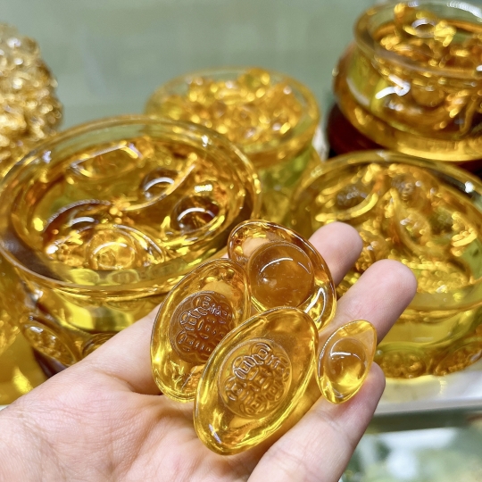 Bát bảo đá lưu ly 