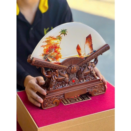 Quạt tài lộc đá 
