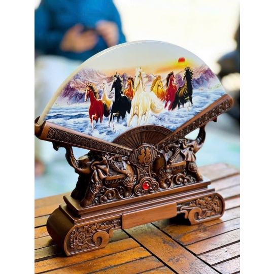 Quạt tài lộc đá 