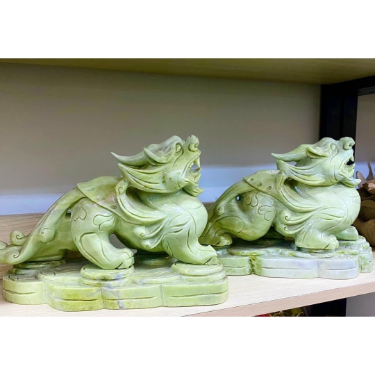 Tỳ hưu đá nguyên khối