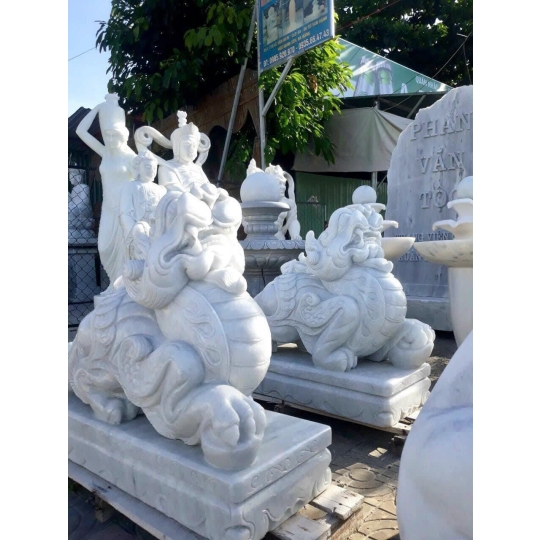 Tỳ hưu đá nguyên khối
