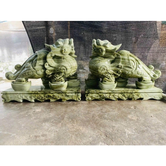 Tỳ hưu đá nguyên khối