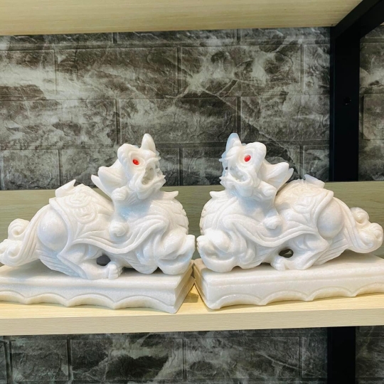 Tỳ hưu đá nguyên khối