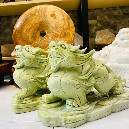 Tỳ hưu đá nguyên khối