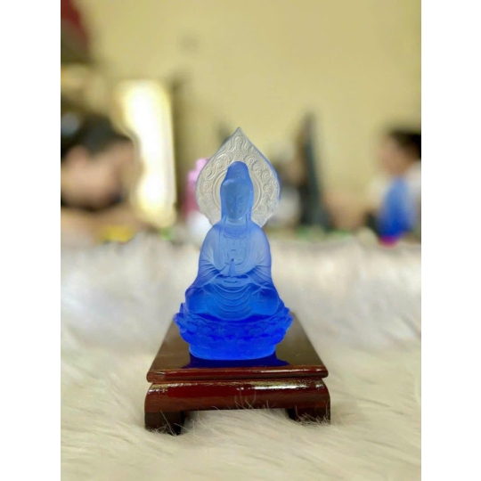 Mẹ quan âm lưu ly để xe 