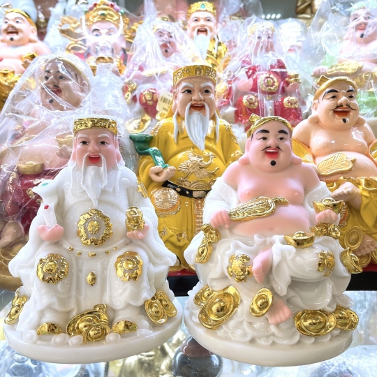Thần tài thổ địa đá cao 10cm mệnh Thuỷ 