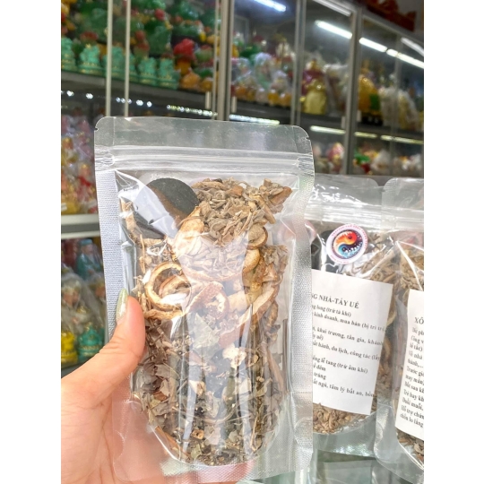 Xông nhà tẩy uế thảo mộc 